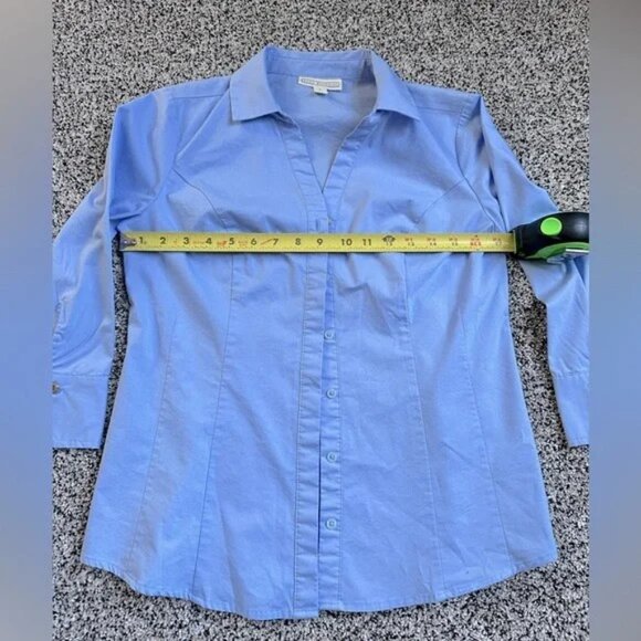 🩵Dana Buchman Collared Button Down - Picture 2 of 5